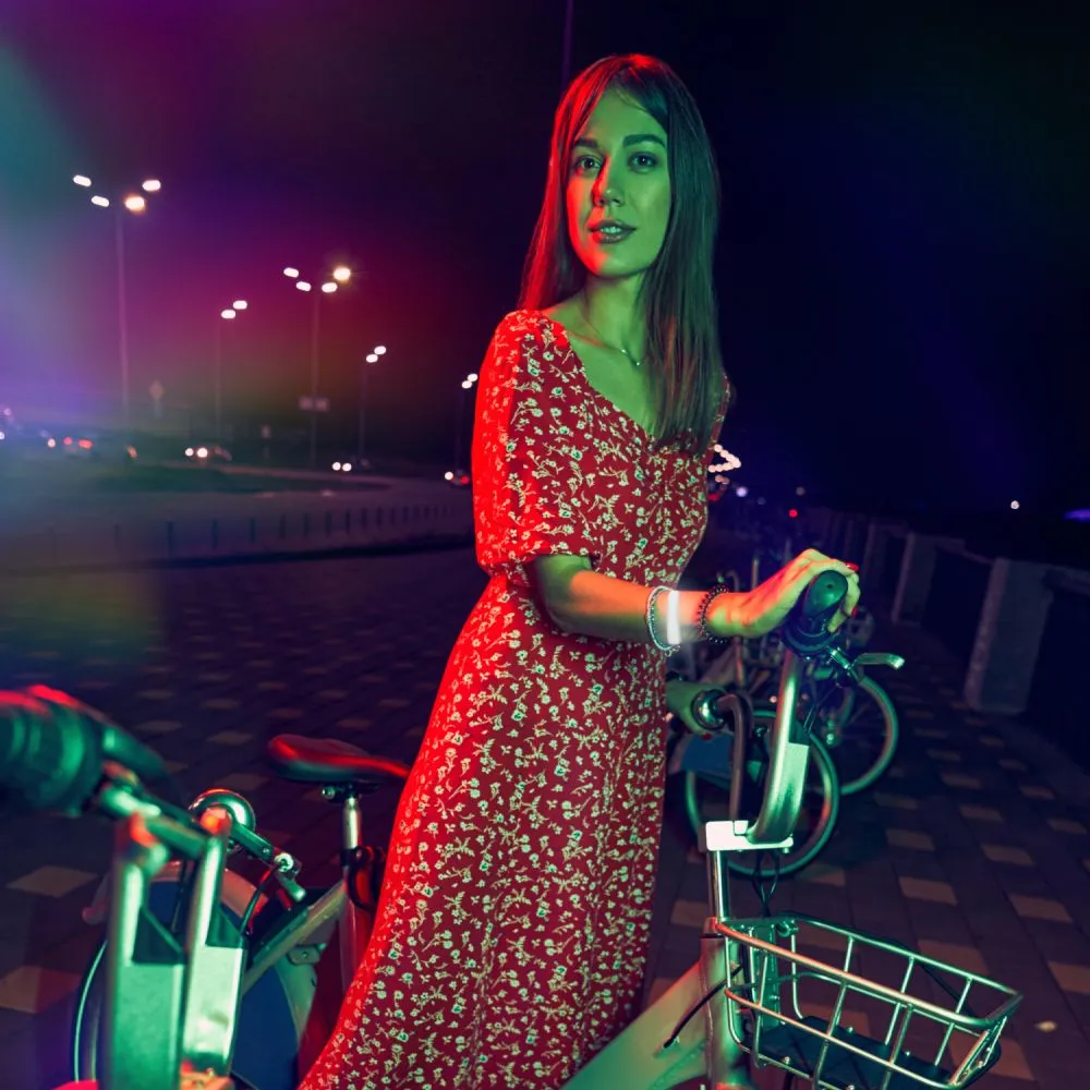 Браслет светящийся в темноте для велосипедистов